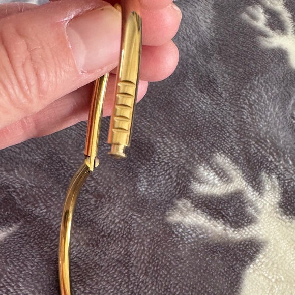 Fashion Nail Bangle Bracelet NEW - Picture 6 of 7